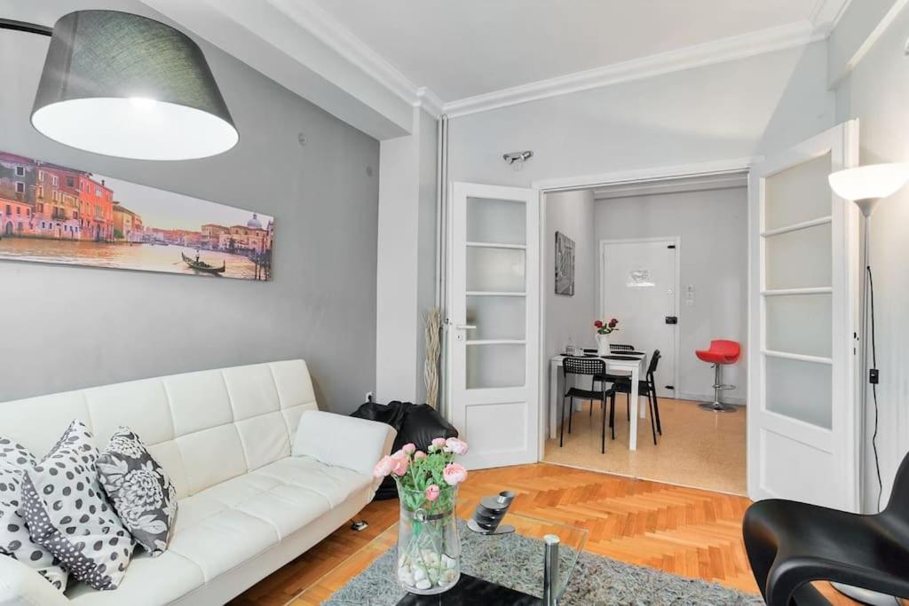 2Bdr Olympianzeus Apt With Netflix Афины Экстерьер фото
