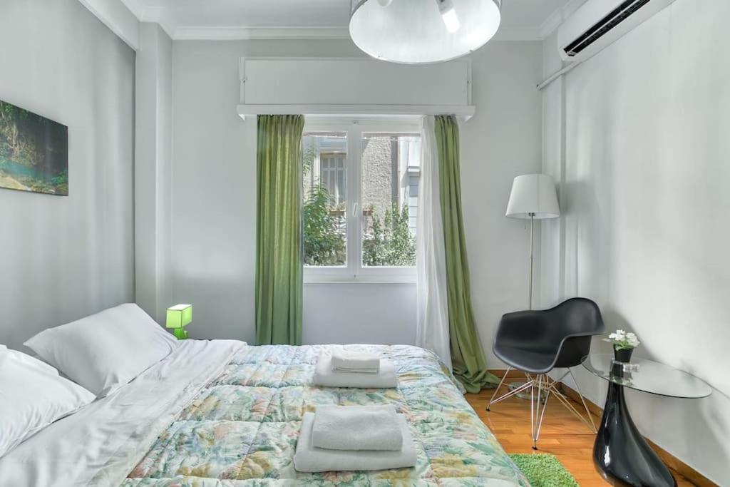 2Bdr Olympianzeus Apt With Netflix Афины Экстерьер фото